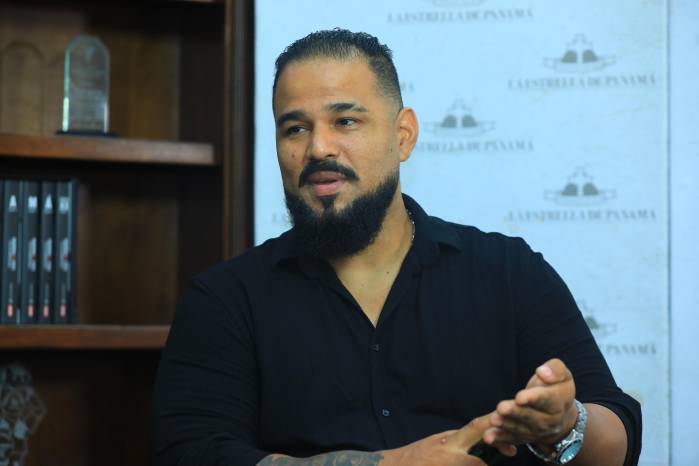 “Muchos jóvenes sueñan con ser DJs, pero no tienen una fórmula clara”, manifestó Hansel Pineda.