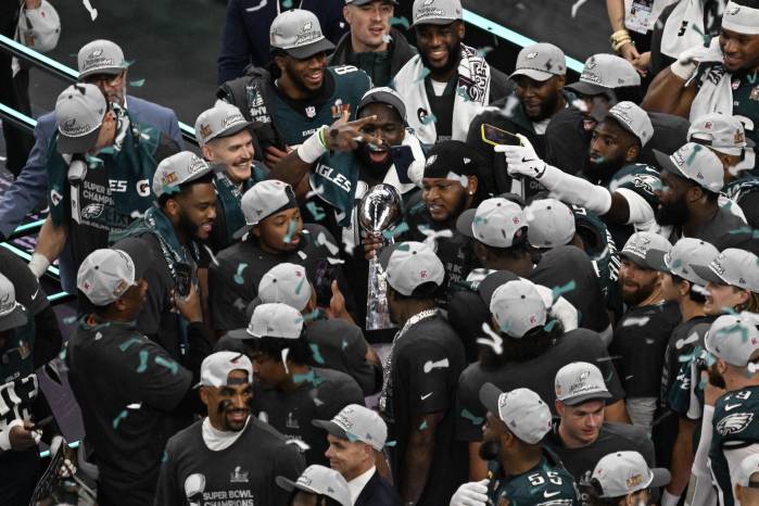 Jugadores del Philadelphia Eagles celebrando el título de la NFL.