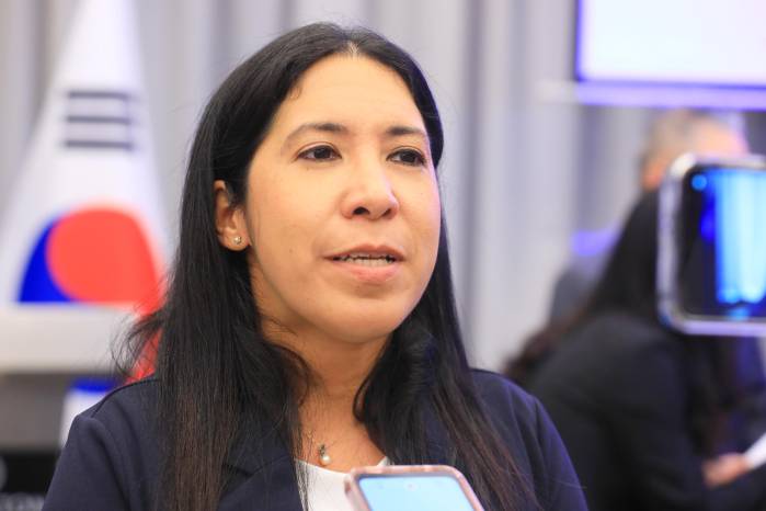 Paola Riesen, directora de ventas de SD Biosensor