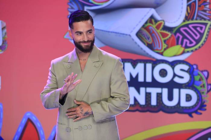 En imágenes | Así se vio la alfombra azul de los Premios Juventud 2025