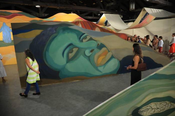 Durante la inauguración, la directora ejecutiva del MAC explicó que se trata de una de las dos exposiciones que abre el museo en esta temporada.