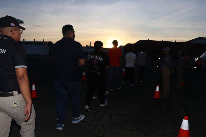 El operativo incluyó 18 expulsiones.