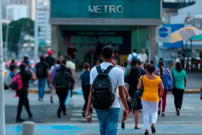 Con una tasa de desempleo del 10.4% y más de 227 mil panameños sin plazas de trabajo, la desocupación se consolida como la principal angustia nacional.