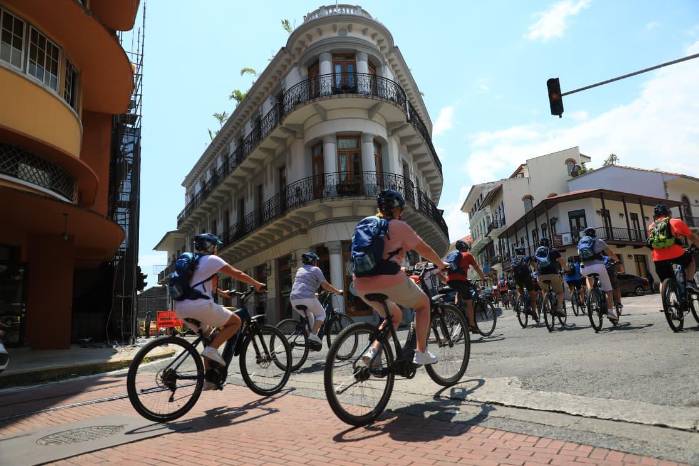 IDOM propuso un sistema de bicicletas públicas con estaciones automatizadas.