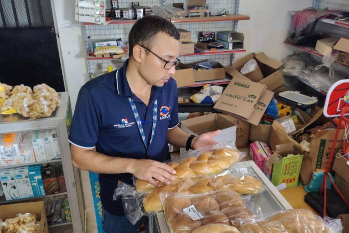 Se identificaron 1,377 productos sin fecha de vencimiento visible.