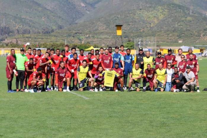 La selección sub-20 de Panamá ultima sus detalles antes de enfrentarse a Paraguay.