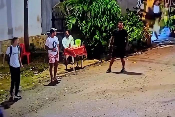 No se han confirmado aún el móvil del asesinato, aunque se presume que podría estar vinculado a disputas personales o ajustes de cuentas.