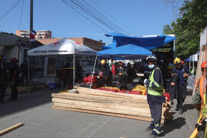 Uribe recalcó que la atención sanitaria mental es igual de importante que la física a la hora de atender a las víctimas de desastres como estos terremotos.