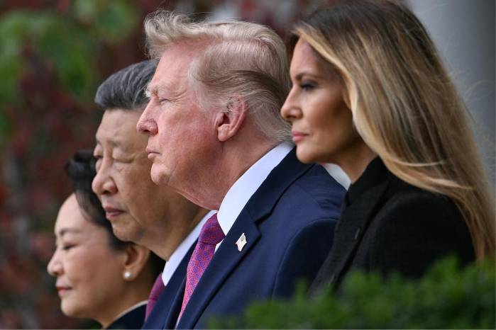 La IA, así como la seguridad y la tecnología, son “temas apremiantes”, dijo Trump al recibirlo.
