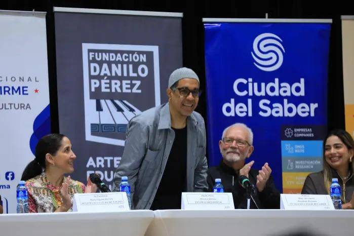 Danilo Pérez durante la presentación de la edición número 16 del Festival de Jazz de Panamá.