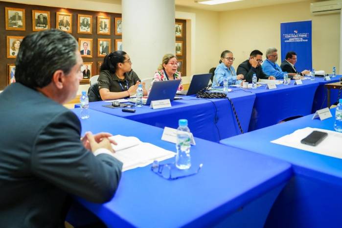 La reunión del Conapi, donde se aprobaron las nuevas inversiones, estuvo presidida por el viceministro de Industrias y Comercio, Eduardo Arango