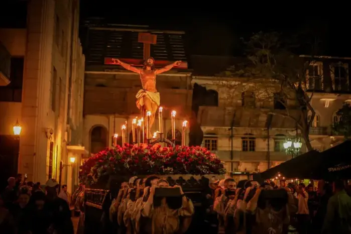 Viernes Santo en Panamá: Un momento para la redención colectiva y la defensa de los valores que sostienen nuestra República.