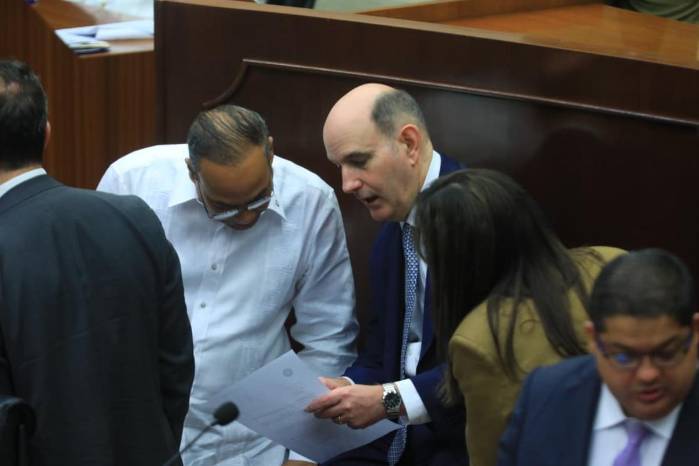 La aprobación se dio tras una extensa jornada legislativa en la que se votó artículo por artículo.