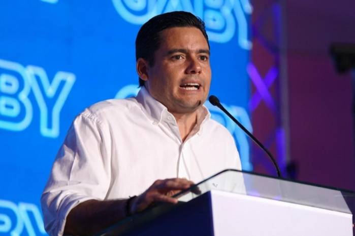 Meilán explicó que la defensa pretendía solicitar que Carrizo pasara de casa por cárcel a una medida menos restrictiva.