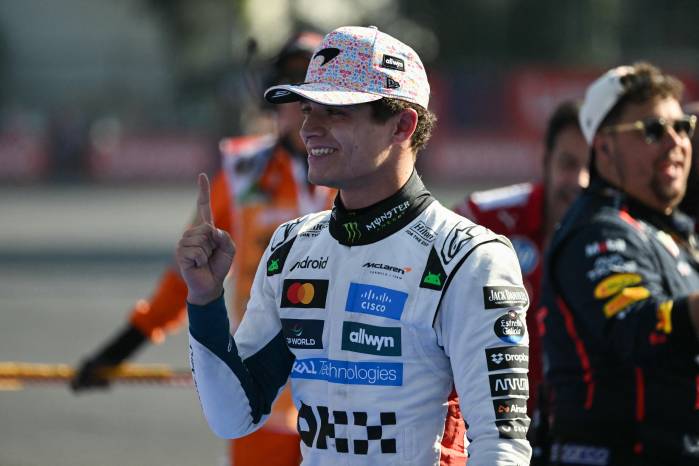 El piloto de la F1, Lando Norris, tras su triunfo en el Gran Premio de México.