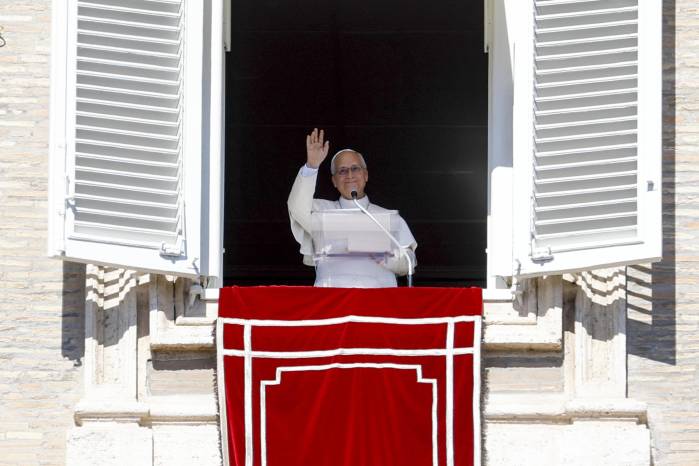 Se han cancelado todas las audiencias del Santo Padre hasta el próximo martes 20 de octubre.