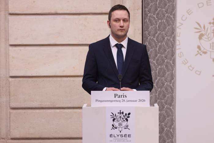 Una imagen de archivo del primer ministro de Groenlandia, Jens-Frederik Nielsen, cuando se reunió con el presidente francés y el primer ministro de Dinamarca en el Palacio del Elíseo en París, el 28 de enero de 2026.