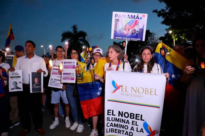 Cabello llama a prepararse para la “lucha armada”; Machado viaja por el Nobel
