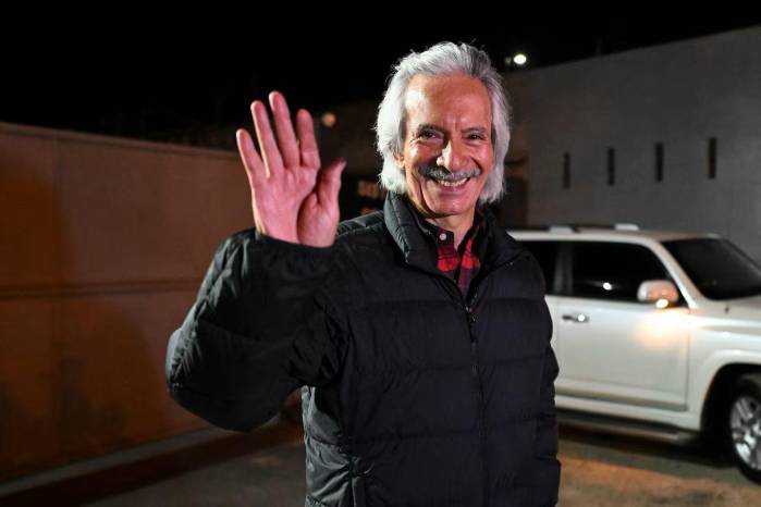 El comunicador podrá aguardar el desarrollo de los procesos restantes fuera de prisión.