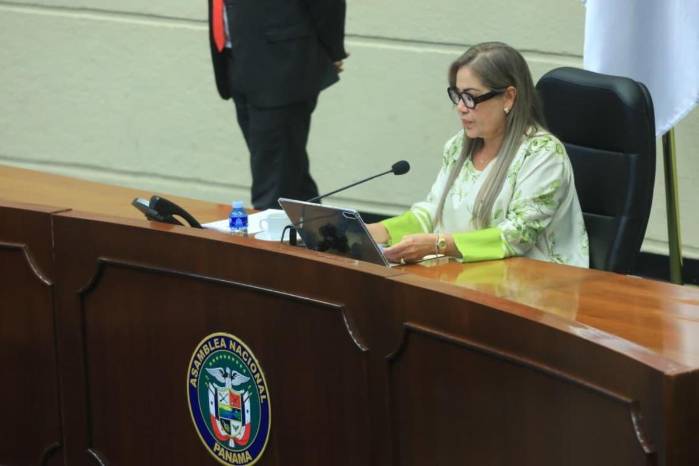 La presidenta de la Asamblea Nacional, Shirley Castañedas, anunció que el debate será este lunes.
