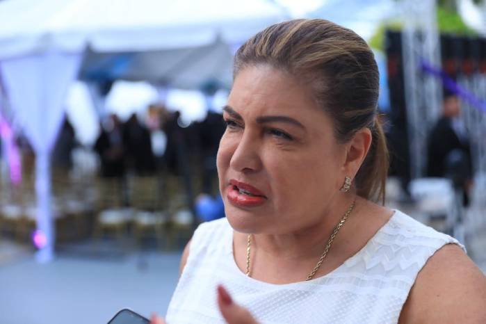 Alma Cortés dio declaraciones durante la inauguración de la nueva sede de Cambio Democrático.