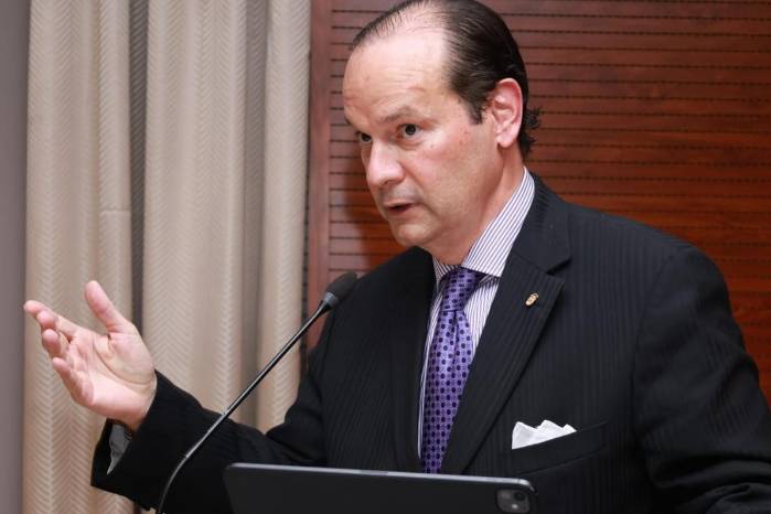 El ministro también rechazó la creciente percepción de que las reglas internacionales pueden ser ignoradas.