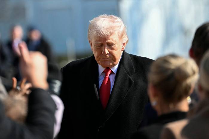 Donald Trump defendió los aranceles como herramienta de seguridad económica y lanzó advertencias a legisladores de su propio partido.