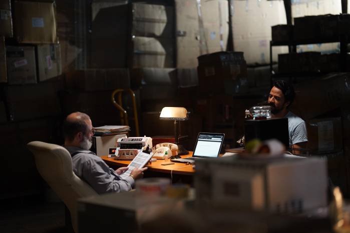 La cinta hace énfasis en una historia sobre la ambición y el descarrilamiento humano.