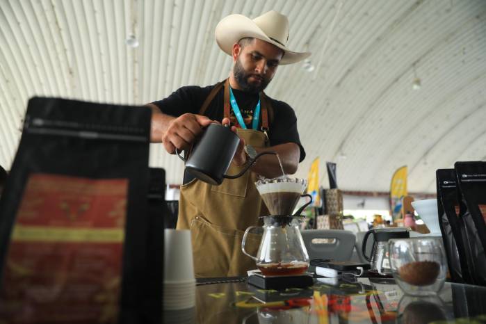 Los emprendedores nacionales se han capacitado para manejar las distintas formas de comercialización del café.