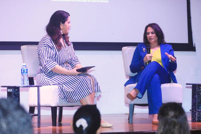 La futura administradora del Canal abordó además el techo de cristal que existe en torno al talento laboral femenino.