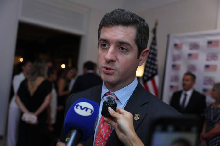 El vicecanciller Carlos Hoyos.