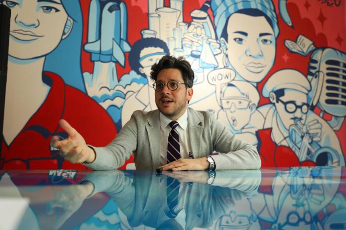 El Dr. Christian González-Rivera participó en un encuentro con los medios que se encontraba en una agenda en la que visitó diversas instituciones como la Asamblea Nacional y la Universidad Interamericana de Panamá.