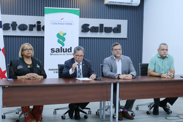 Autoridades investigan contactos cercanos de casos importados de sarampión.