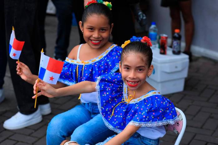 Celebración del mes de la patria.