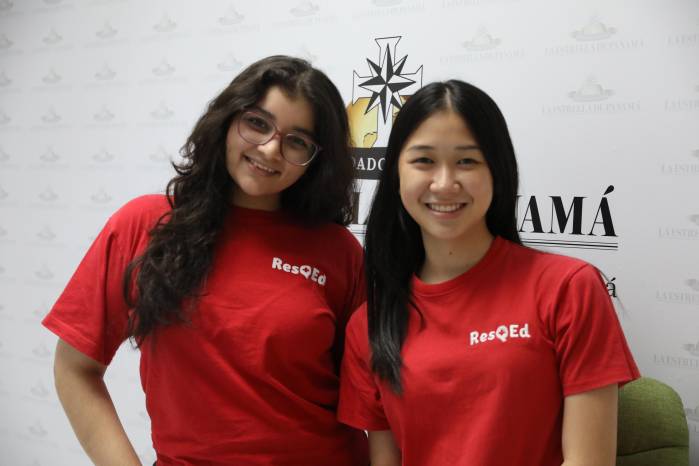 Tvisha Kamdar Mehta y Ashley Chen Zhu.