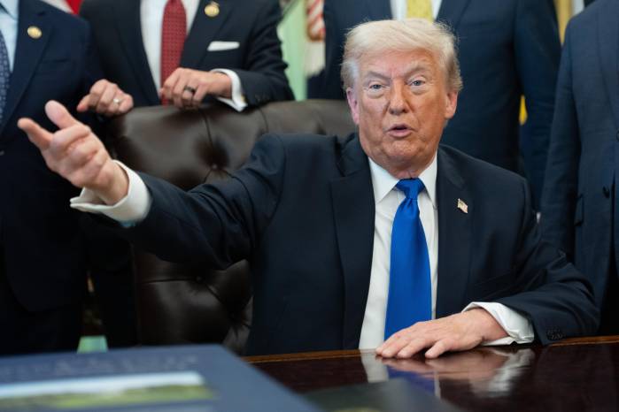Trump duda de la propuesta de paz iraní y no descarta retomar ataques mientras la guerra entra en su tercer mes con impacto en el petróleo y riesgo de expansión regional.