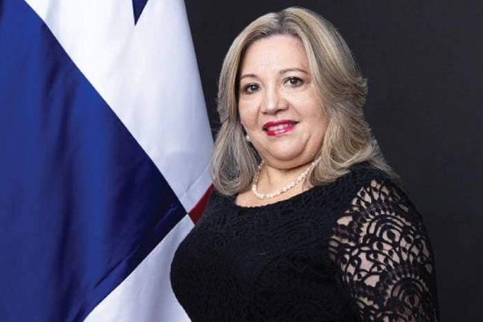 Agnes De León se convirtió en la más reciente baja dentro de la estructura directiva del Meduca.