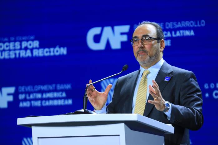 El presidente Ejecutivo de CAF, Sergio Díaz-Granados.