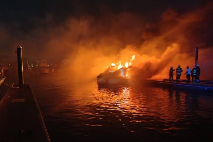No se reportaron personas heridas en el incendio.