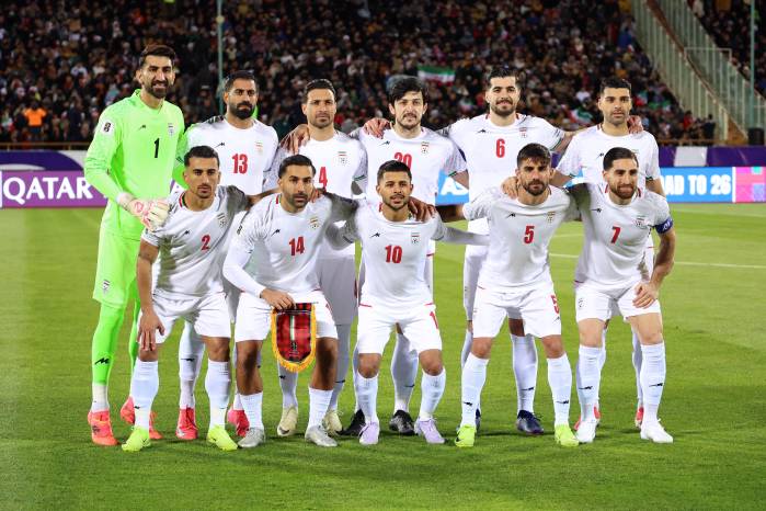 Jugadores de la selección de Irán durante un partido de clasificación al Mundial 2026.