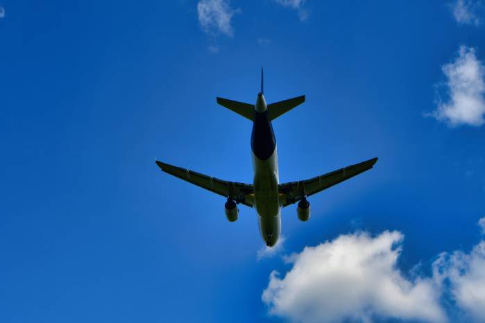 La amenaza recibida, la tripulación decidió aterrizar de emergencia en el aeropuerto de Atlanta, Georgia