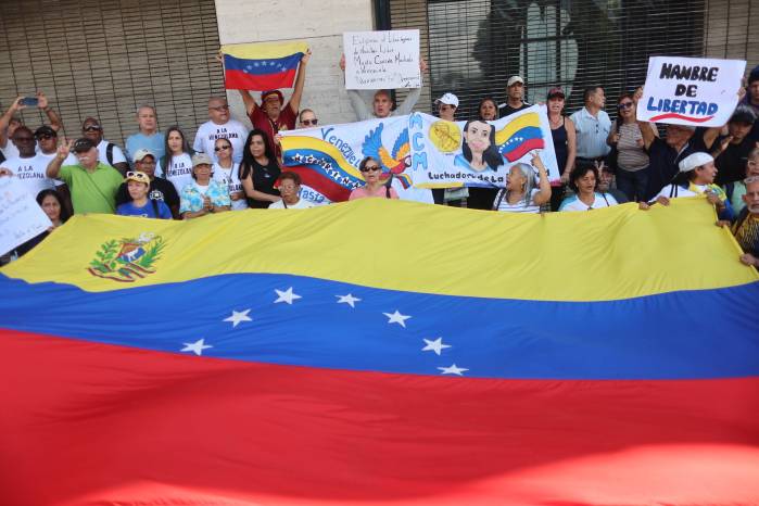 Las actividades fueron difundidas por Vente Venezuela y activistas opositores, que reclaman el retorno de la dirigente al país.
