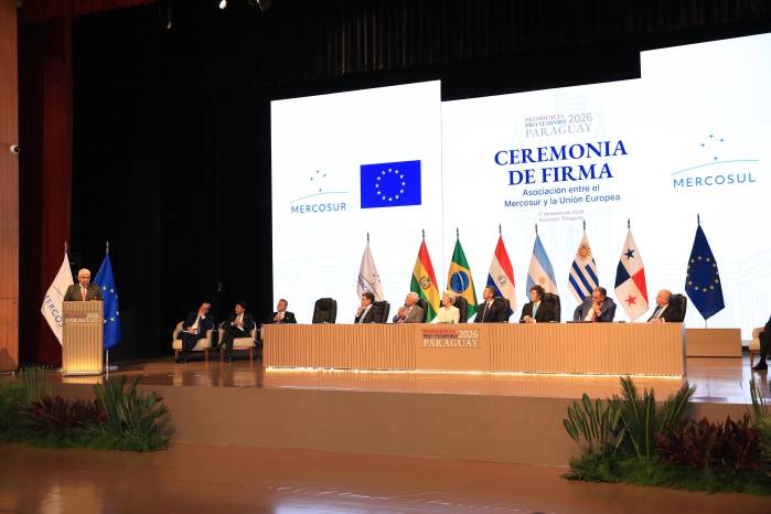 La firma del Acuerdo MERCOSUR–Unión Europea constituye uno de los mayores hitos de integración birregional, con implicaciones económicas, políticas y estratégicas para países asociados como Panamá.