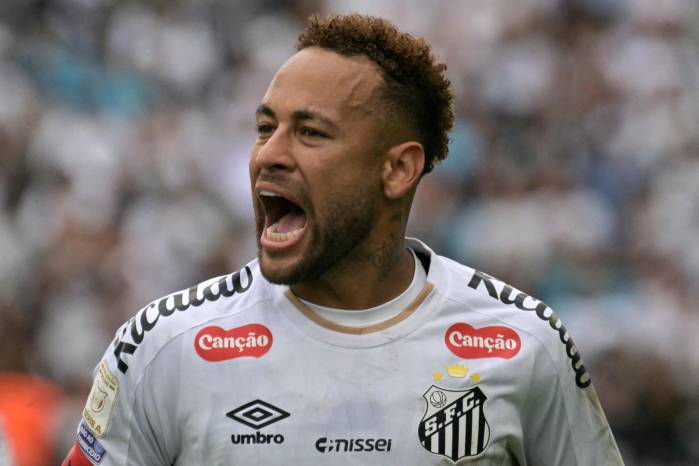 El delantero del Santos, Neymar Jr.,