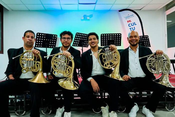El Centro de Arte y Cultura de Colón recibió al Cuarteto de Cornos Hampel.