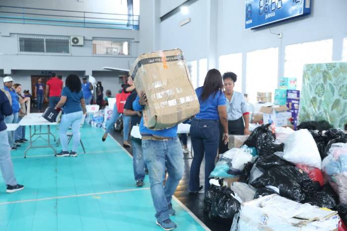 Desde el centro de acopio están llegando varias donaciones.