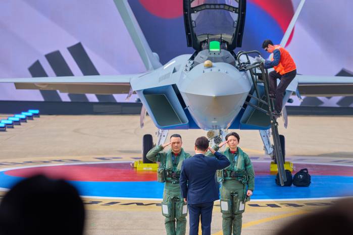 En Corea del Sur, el plan de defensa militar contempla la adquisición de al menos 120 aeronaves y un ritmo de fabricación de hasta 24 unidades anuales.