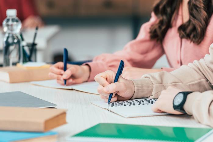 Reforma educativa y colonialismo