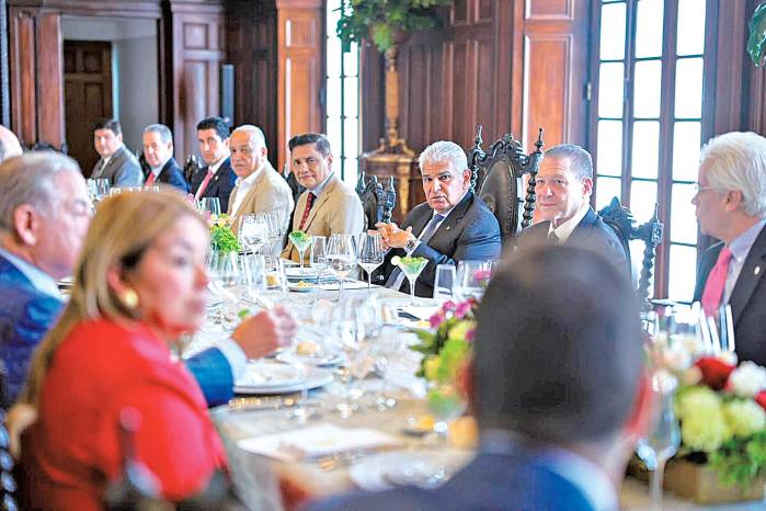 ‘De ahí no sale nada bueno’, Mulino justifica excluir a Vamos y Seguimos