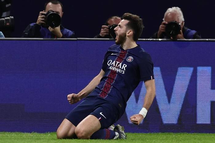 El jugador georgiano del PSG, Khvicha Kvaratskhelia.